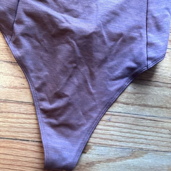 Outdoor Voices Move Free Leotard Bodysuit in Cocoa – Sleek & Supportive - Picture 4 of 9